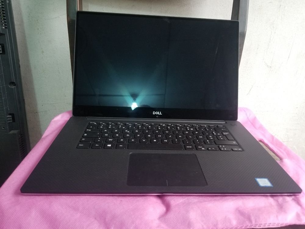 [505030809B] Dell 5530 (i7-8850H/32G/256Nvme/P1000-4G/4K Tact/10P) 3h50 A (pas de pavé numérique)